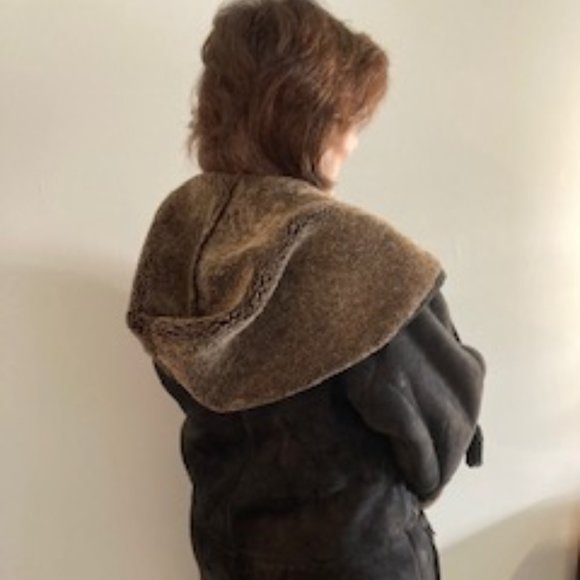 POZZI MADE IN ITALY CHARCOAL HOODED SHEARLING - Picture 2 of 2